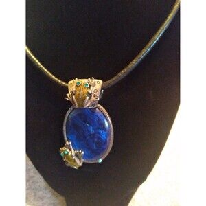 Frog Pendant Necklace Blue Stone Cabochon Silver Tone Adjustable Chain‎